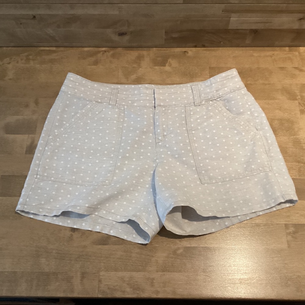 Banana Republic Natural color  Linen/Cotton polka dot short Size 4